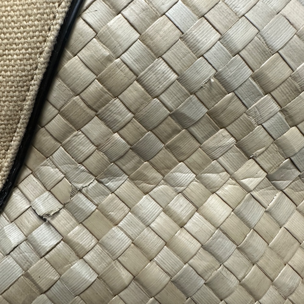 TORY BURCH Vintage Patent, Canvas and Raffia Shoulder Bag - Picture 12 of 12